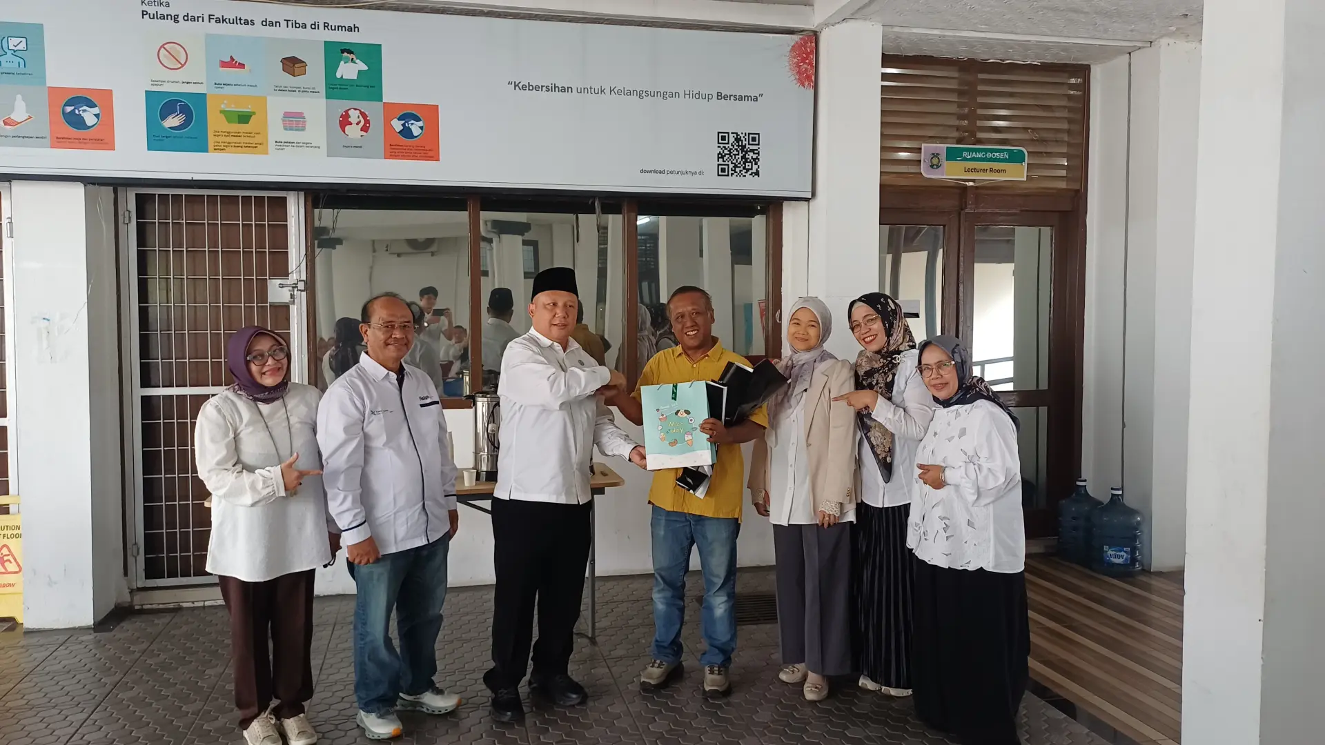 Penuh Haru dan Apresiasi, FISIP USU Gelar Pelepasan Purnabakti Abel Pacinur Kaban